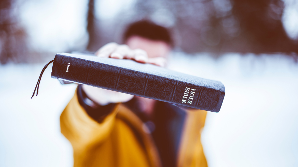 LA BIBBIA, LA RIVELAZIONE DI DIO ALL’UMANITA’